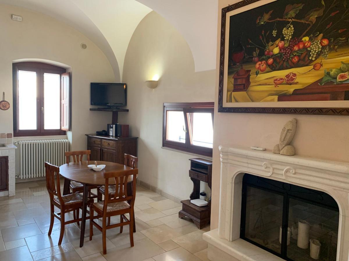 PALAZZO DEI GESUITI APPARTAMENTO con TERRAZZA PRIVATA Monopoli Esterno foto