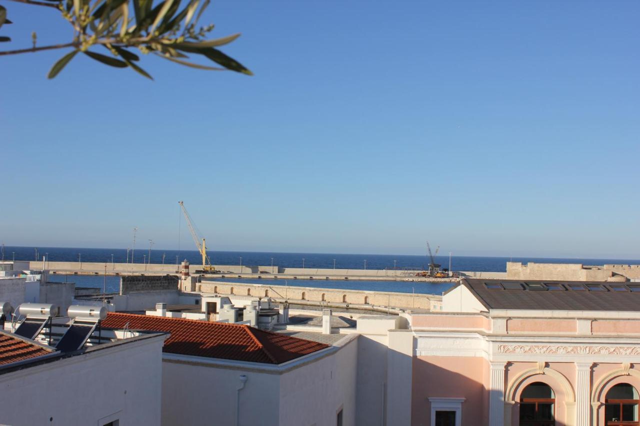 PALAZZO DEI GESUITI APPARTAMENTO con TERRAZZA PRIVATA Monopoli Esterno foto