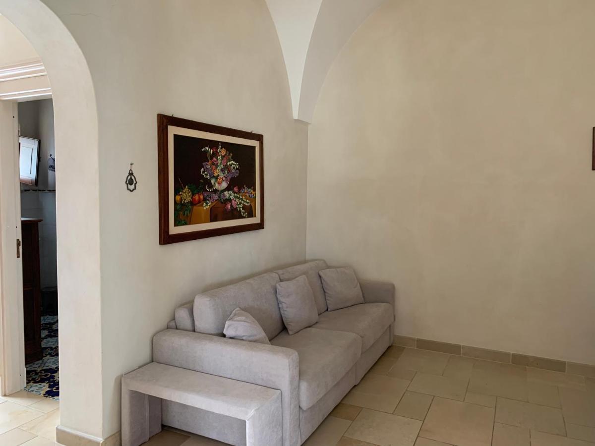 PALAZZO DEI GESUITI APPARTAMENTO con TERRAZZA PRIVATA Monopoli Esterno foto